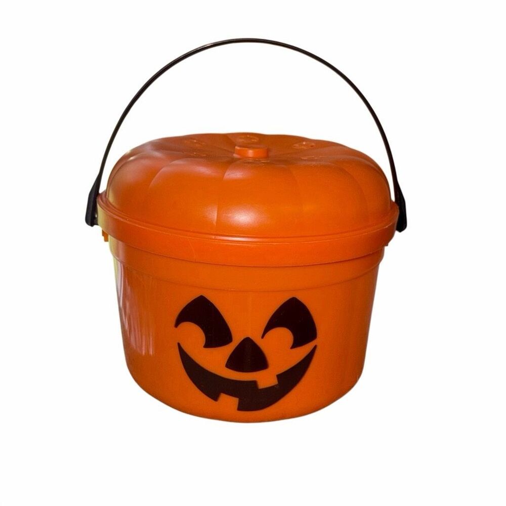 1986 McDonald’s trick or treat Halloween pumpkin bucket, original vintage